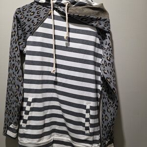 AMPERSAND AVE Gray and White Striped Hoodie with Leopard Sleeves